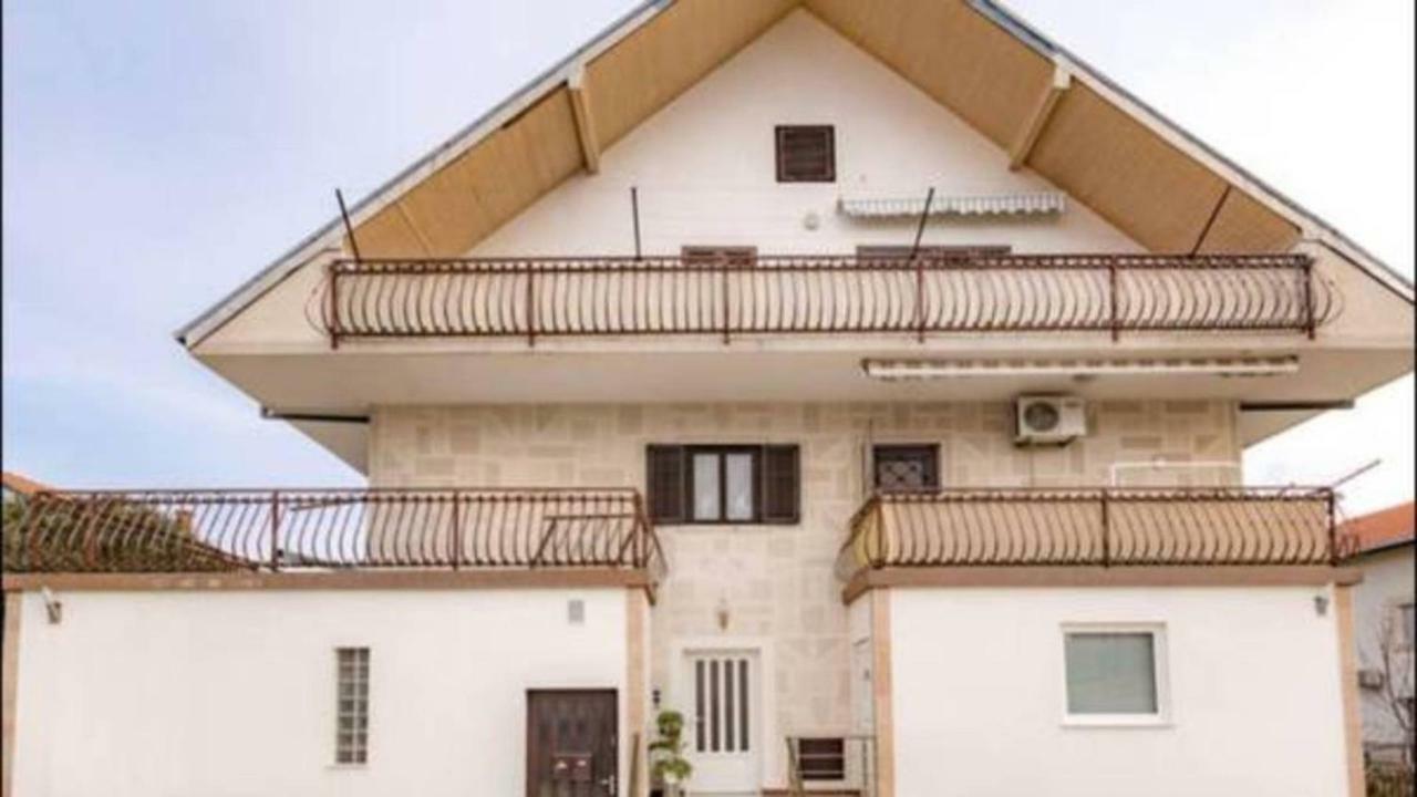 Apartments Ivan Kaštela المظهر الخارجي الصورة